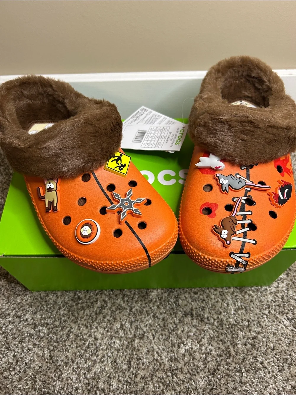 CROCS new tags